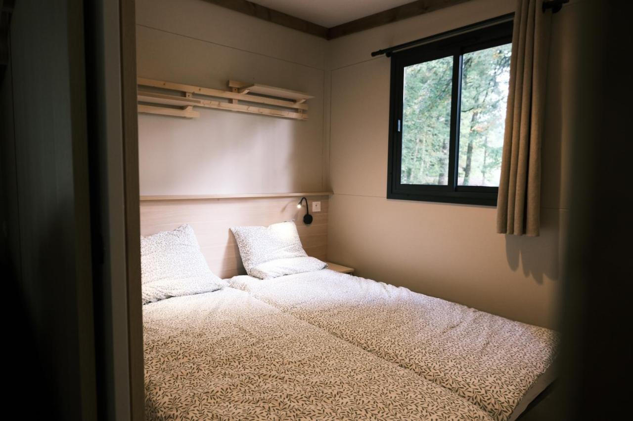 Lodge Avec Spa Privatif - Foret Et Lac Liginiac ภายนอก รูปภาพ