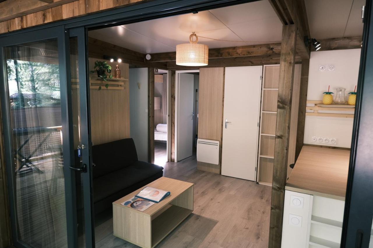 Lodge Avec Spa Privatif - Foret Et Lac Liginiac ภายนอก รูปภาพ