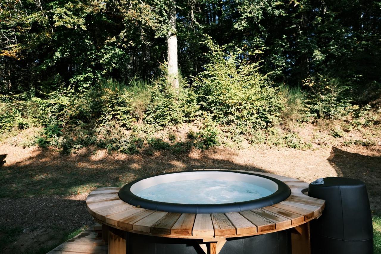 Lodge Avec Spa Privatif - Foret Et Lac Liginiac ภายนอก รูปภาพ