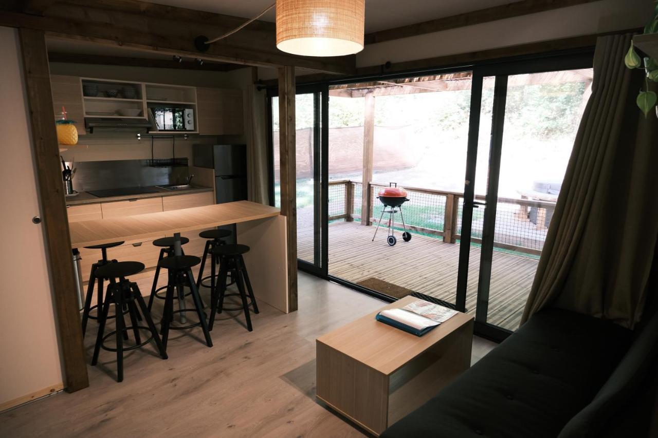 Lodge Avec Spa Privatif - Foret Et Lac Liginiac ภายนอก รูปภาพ