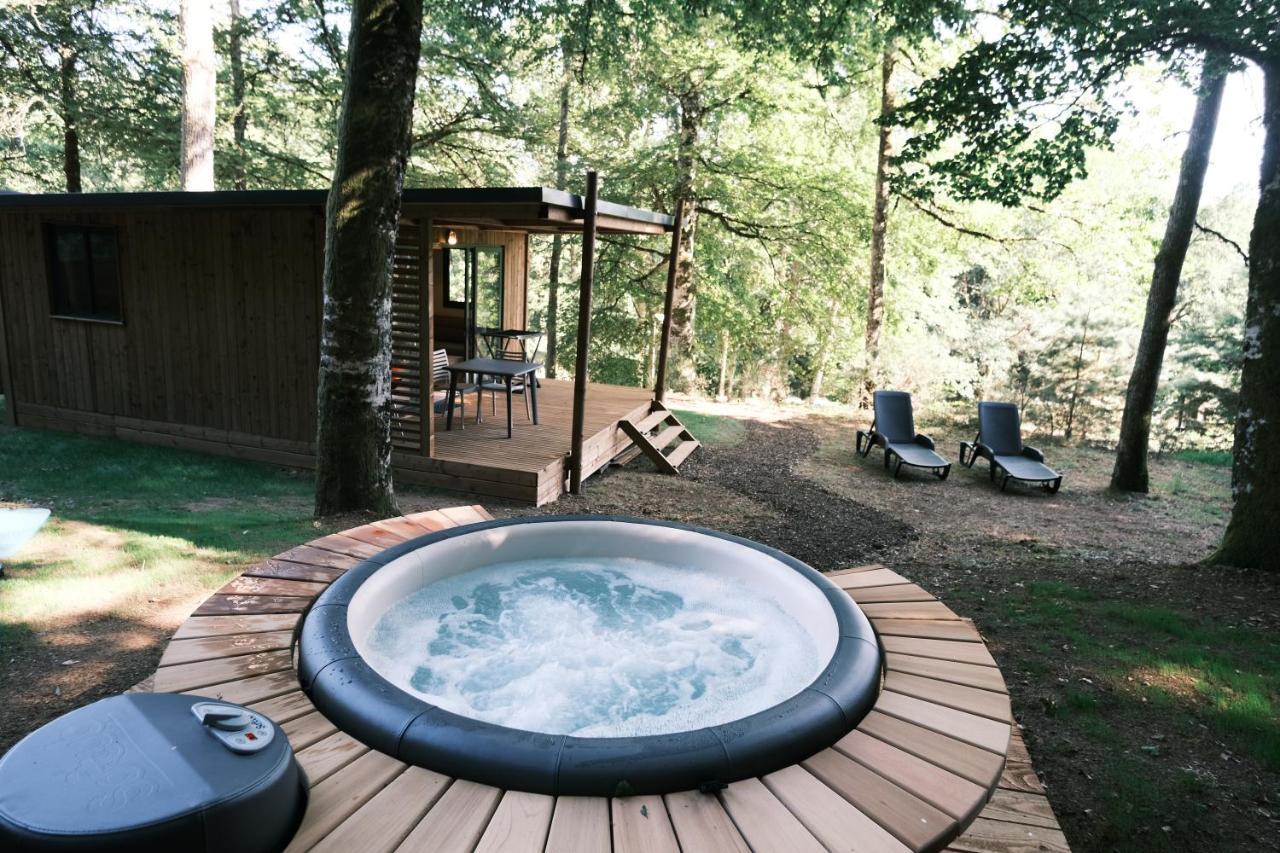 Lodge Avec Spa Privatif - Foret Et Lac Liginiac ภายนอก รูปภาพ