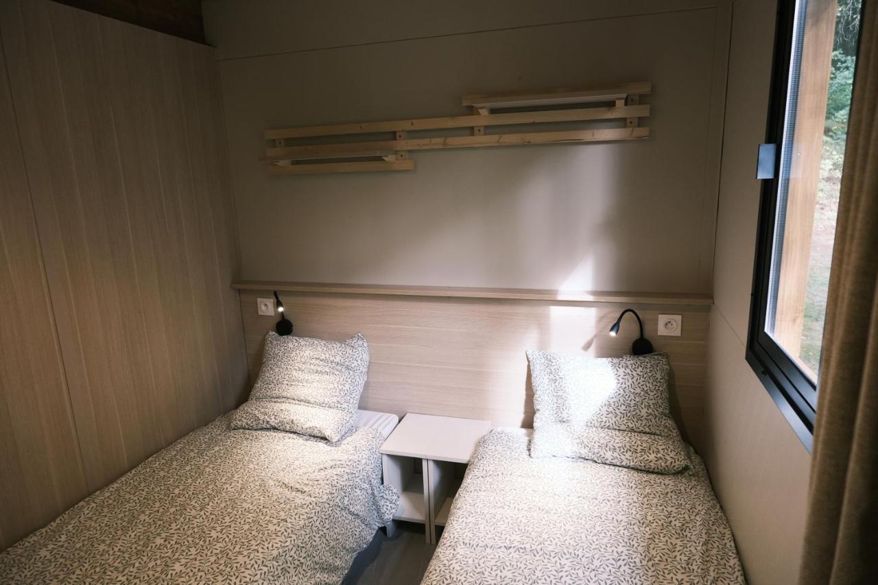 Lodge Avec Spa Privatif - Foret Et Lac Liginiac ภายนอก รูปภาพ