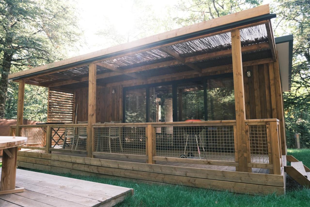 Lodge Avec Spa Privatif - Foret Et Lac Liginiac ภายนอก รูปภาพ