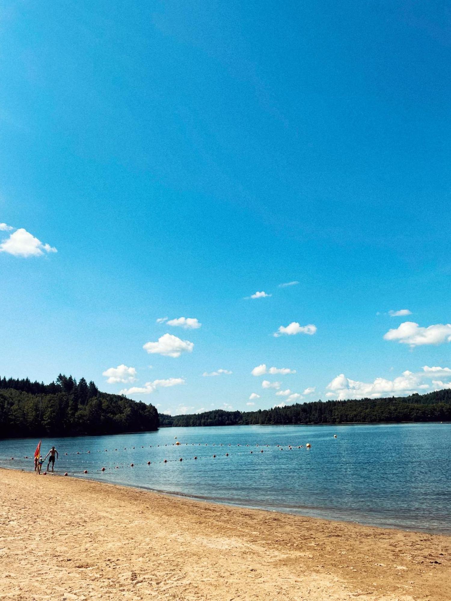 Lodge Avec Spa Privatif - Foret Et Lac Liginiac ภายนอก รูปภาพ